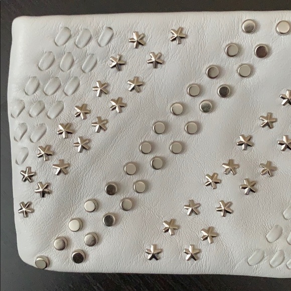 VINTAGE Danier Leather White Wristlet - Picture 3 of 7